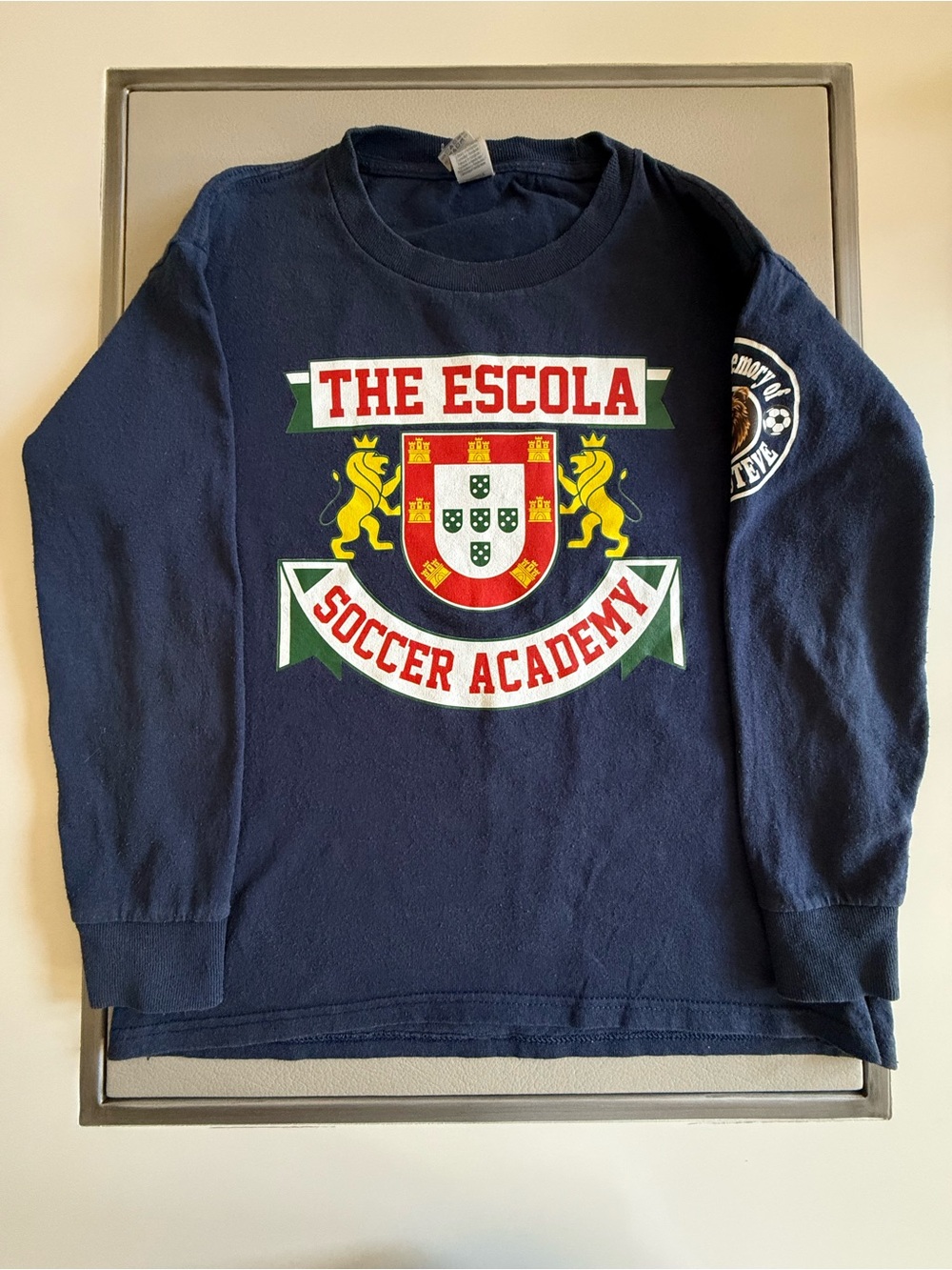 The Escola Soccer Academy Long-sleeve Logo Cotton Tee Shirt | Gildan™ | Size S